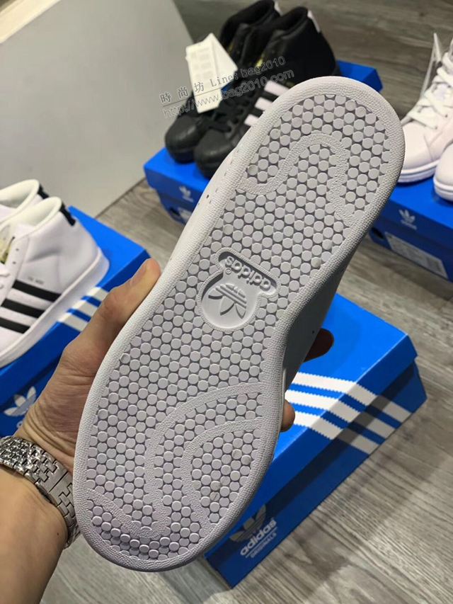 Adidas鞋 阿迪達斯新配色 德國進口納帕頭層皮 史密斯高邦白色鞋 男女同款  hdx13323